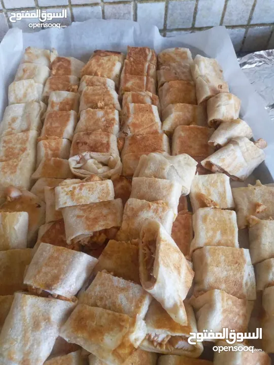 شيف طباخ شرقي وغربي وسلطات ابحث في الفندق عن عمل خبره في الاكل العربي والسلطات