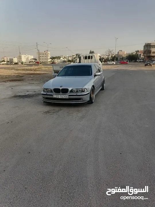 بالصلاة على النبي   BMW 520