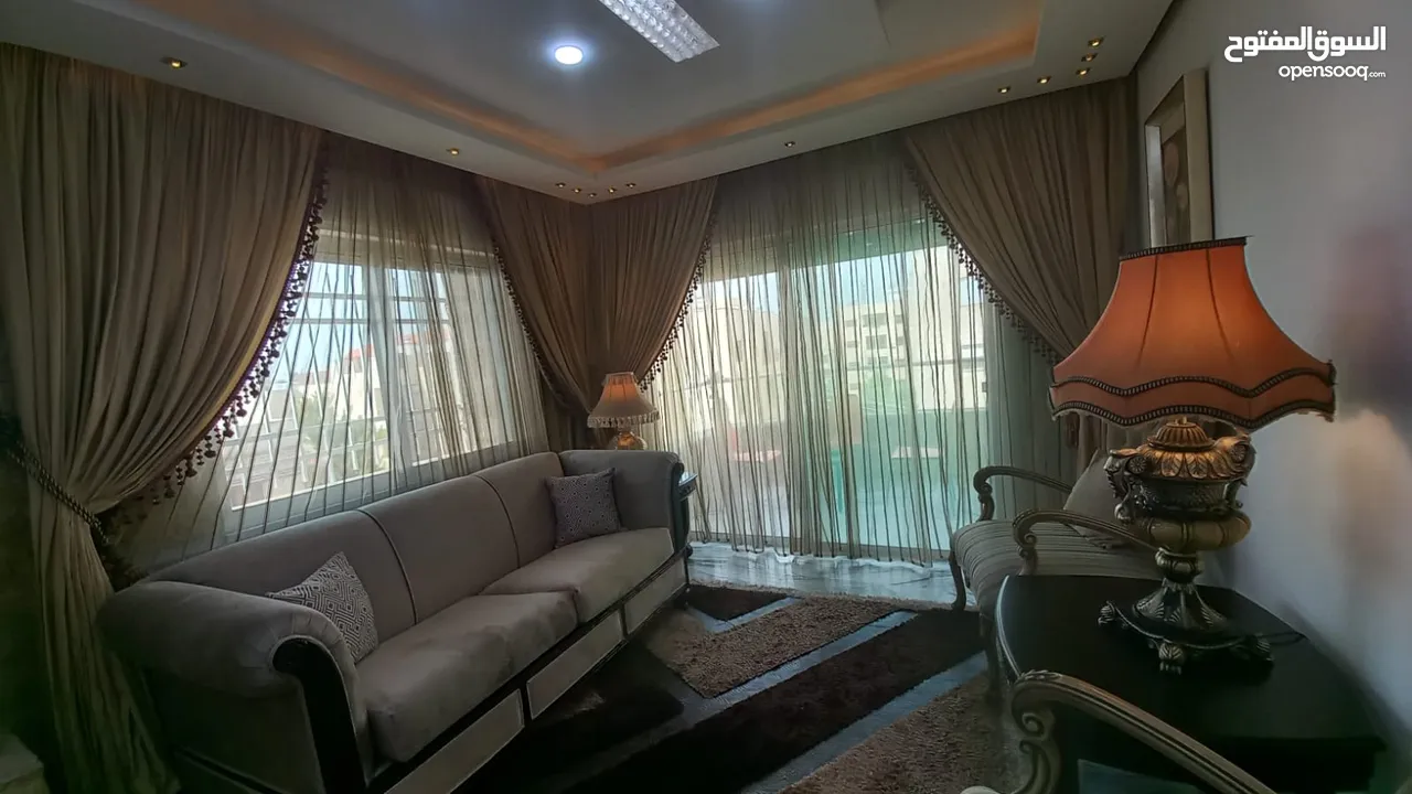 شقة مفروشة للايجار في الدوار السادس ( Property 42144 )-175055040