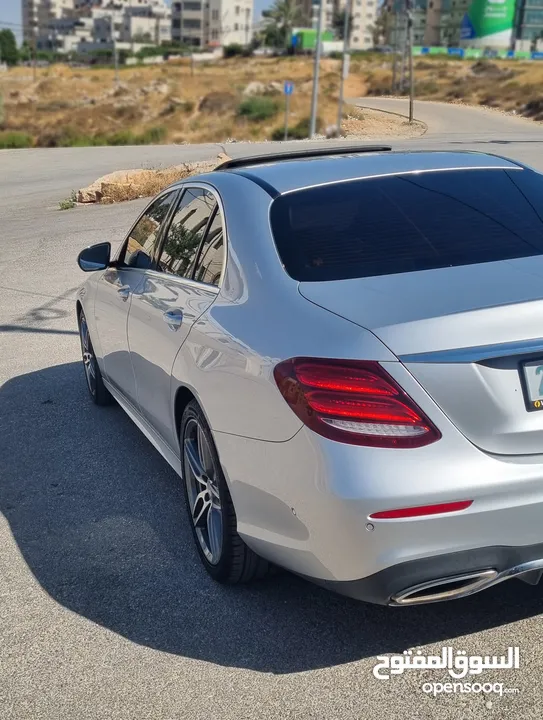 بحالة الوكالة  ++Mercedes Benz - E200 AMG - Full Option