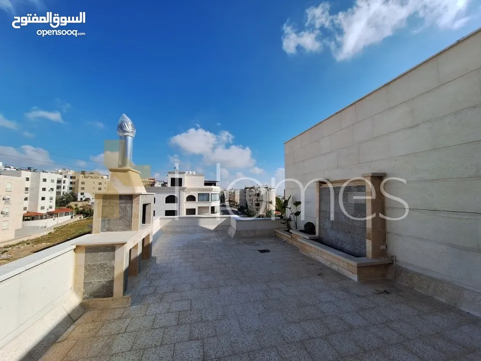 شقق دوبلكس اخير مع روف للبيع في دير غبار بمساحة اجمالية 300م