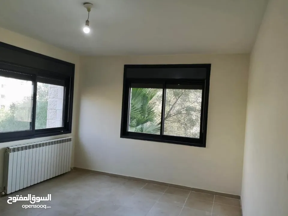 شقه للايجار في البيره شارع القدس