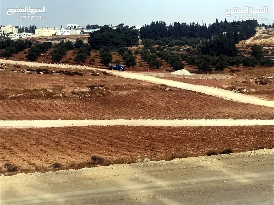 أرض 751م للبيع بالأقساط ضمن مشروع أراضي الحمرا عمان ناعور ام القطين