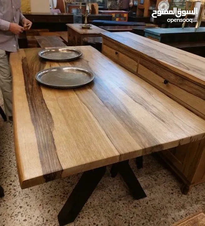 قطع من الخشب الطبيعي فاخرة في عنا كل الاحجام
