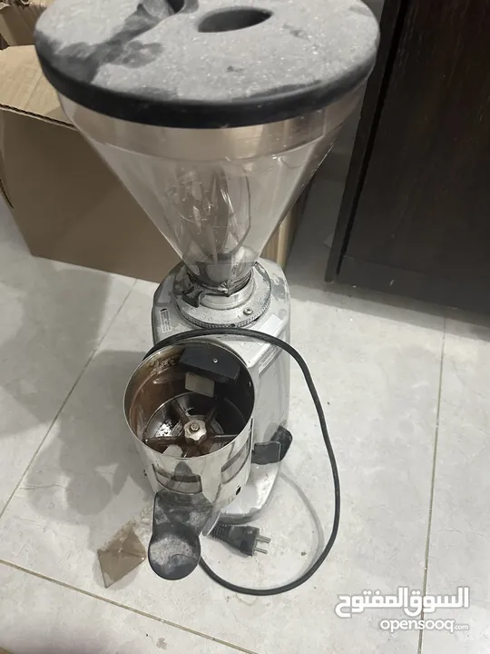 ماكينة اسبرسو ثلاث عيون 3 فاز