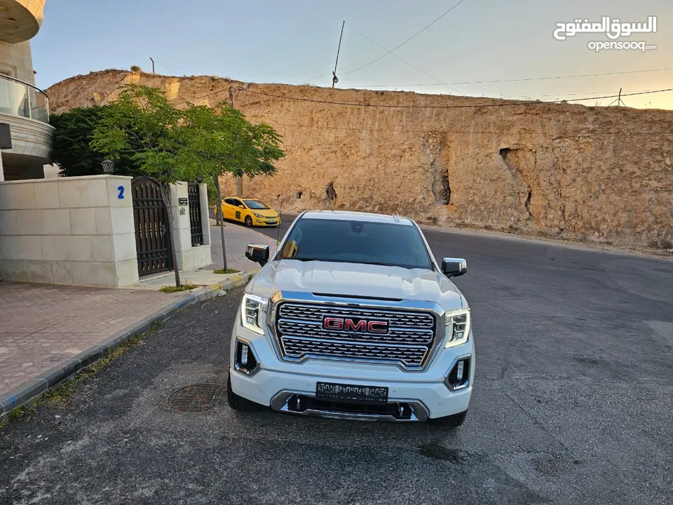 GMC DENALI جمس سيرا دينالي ديزل موديل 2021  فل كامل الاضافات مميز وفحص كامل