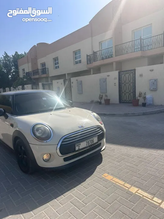 Mini cooper 2015 lady driver very clean 29000