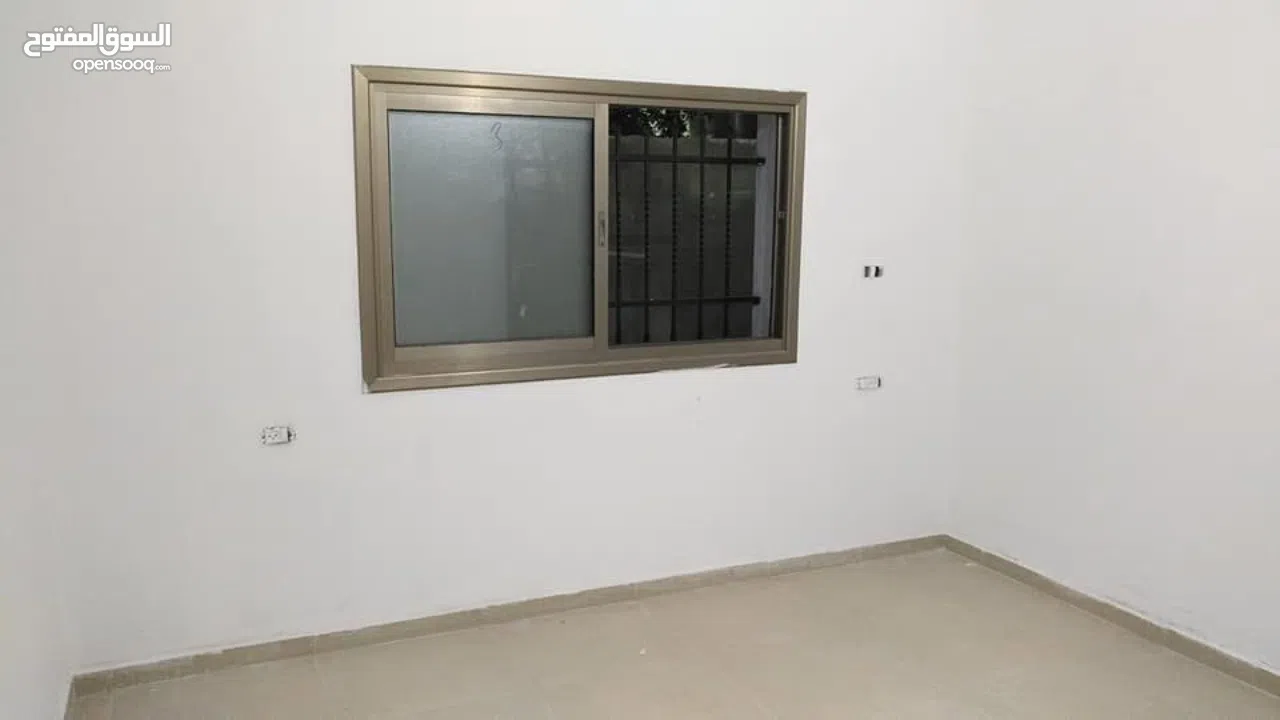 شقة مشطبة حديثا للبيع