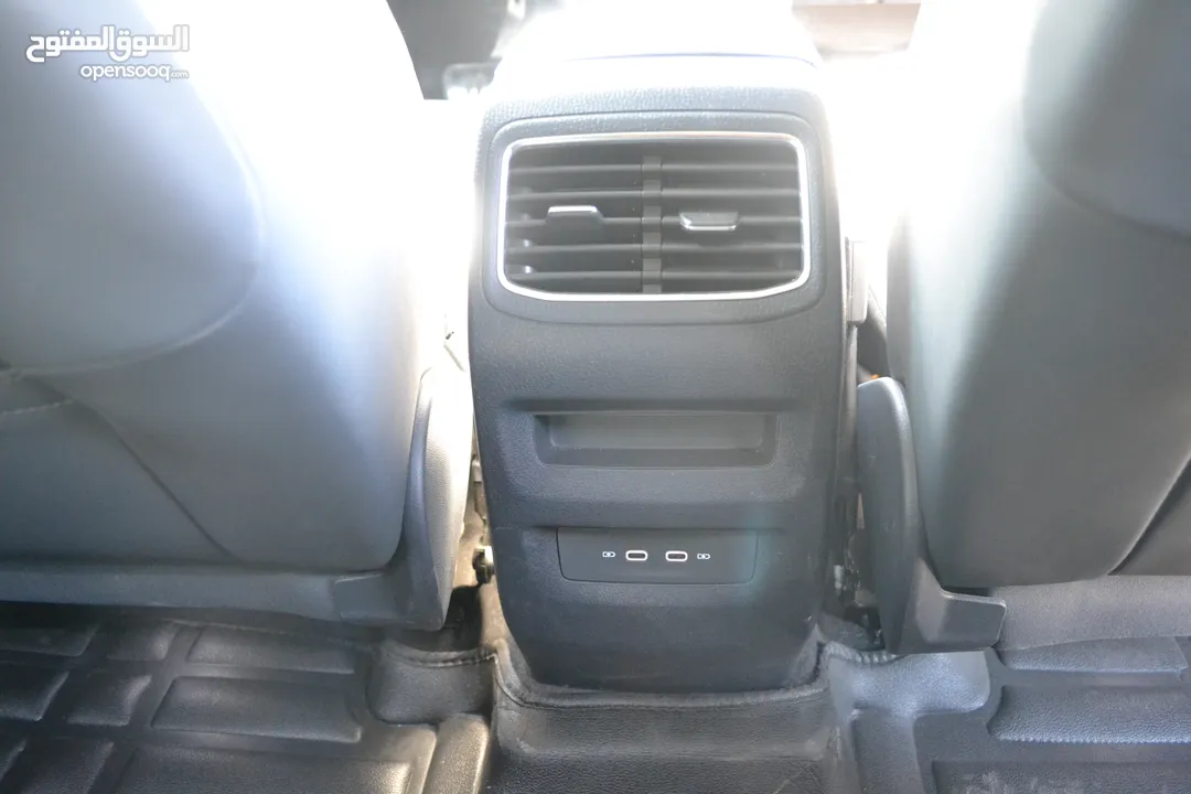 VOLKSWAGEN ID.4 CROZZ  PRO BIANO BLACK  2023 لون لؤلؤي فحص كامل