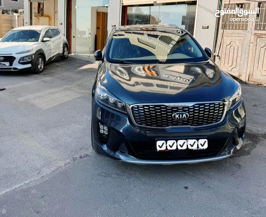 كيا سورنتو فل الفل عدا فتحه