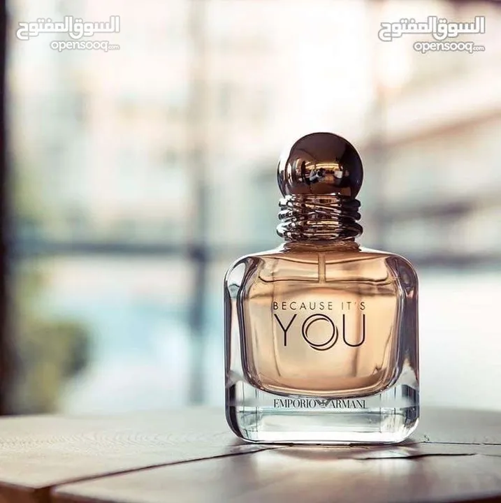 بكج مكون من عطرين   شامل التوصيل مع هدية