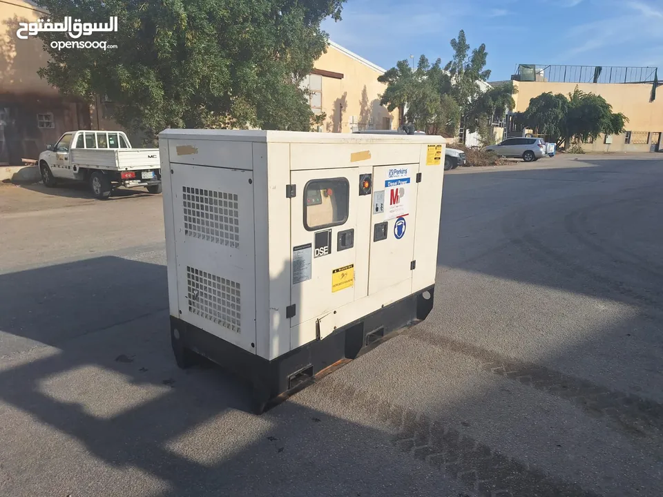 مولد كهرباء بيركنز انجليزي كاتم للصوت 10kva 8KW