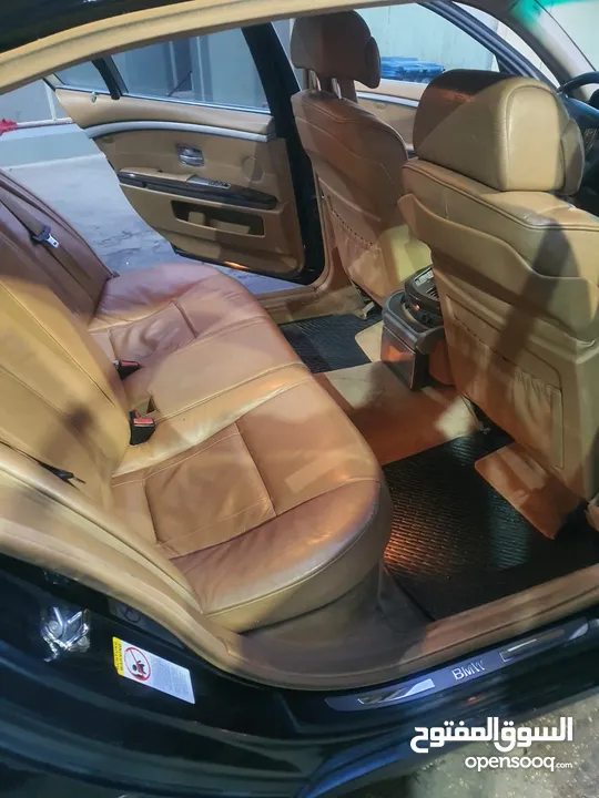 سيارة للبيع BMW 750 Li موديل 2007 أعلى مواصفات كاش فقط بسعر 6500 دينار قابل للتفاوض بعد المعاينة