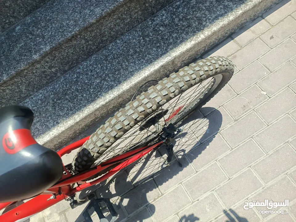 بسكليت امريكي  نوعية GALANT اصدار شيمانو للبيع بحالة الوكالة قابل للتفاوض