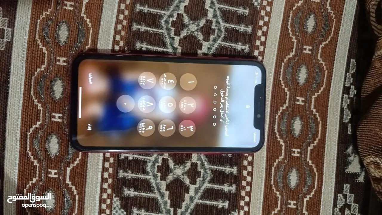 ايفون 11 64 جيجا لون احمر