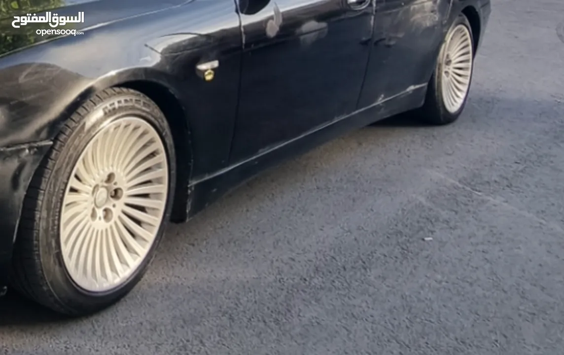 مطلوب جنط شمسي مقاس 19 عريض خلفي خاص لل bmw