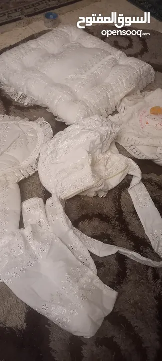 طقم كامل للاطفال من 7 قطع مع حقيبه