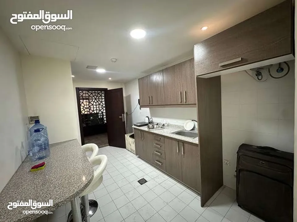 مكتب مميز وجاهز وذو اطلالة جذابة في منطقة حيوية