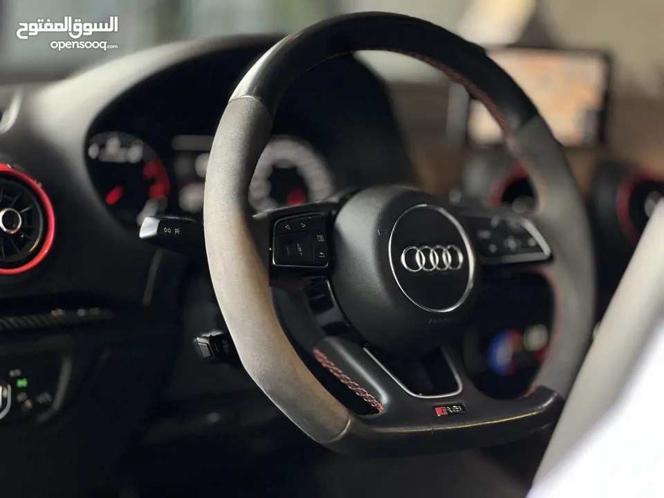 *Audi RS3 Sportback*