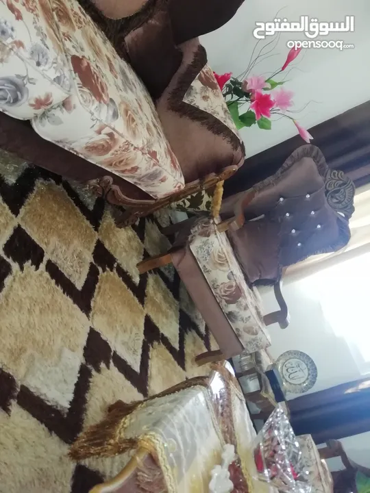 موكيت للبيع شبه الوكالة  /المفرق
