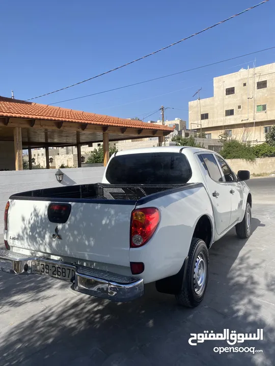 بكم متسوبيشي l200 2013
