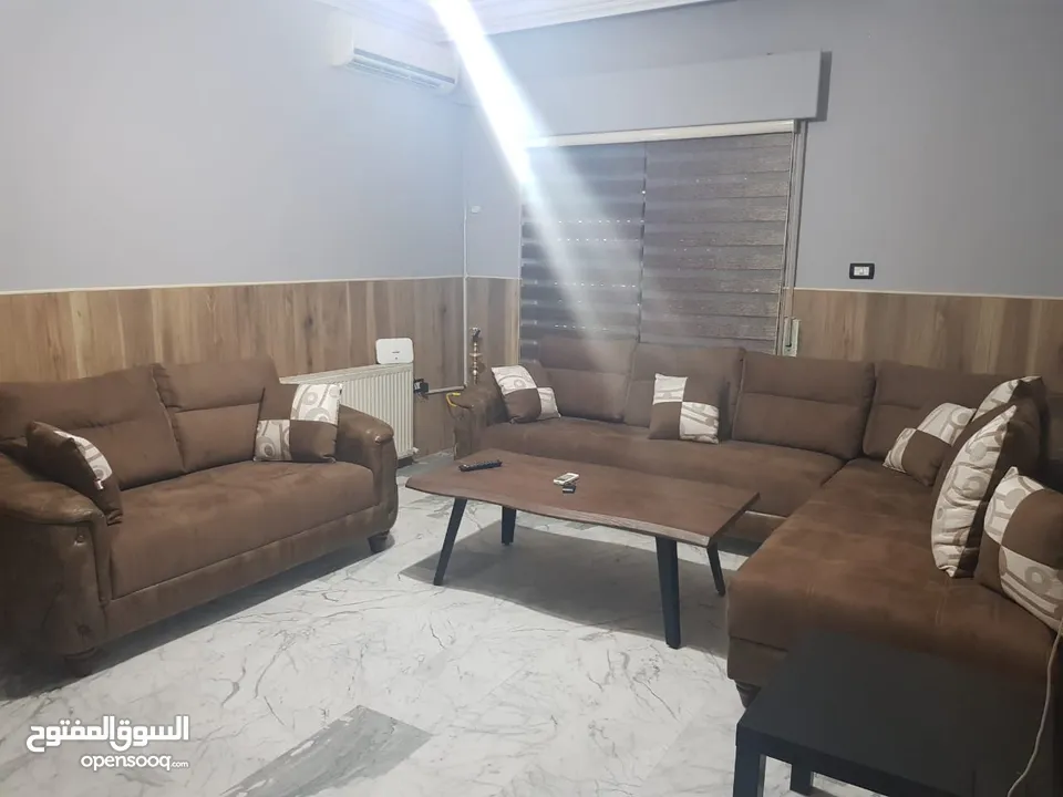 Furnished appartement in Shmesani for rent شقه مفروشه فرش كامل في موقع مميز قريب من الخدمات للايجار