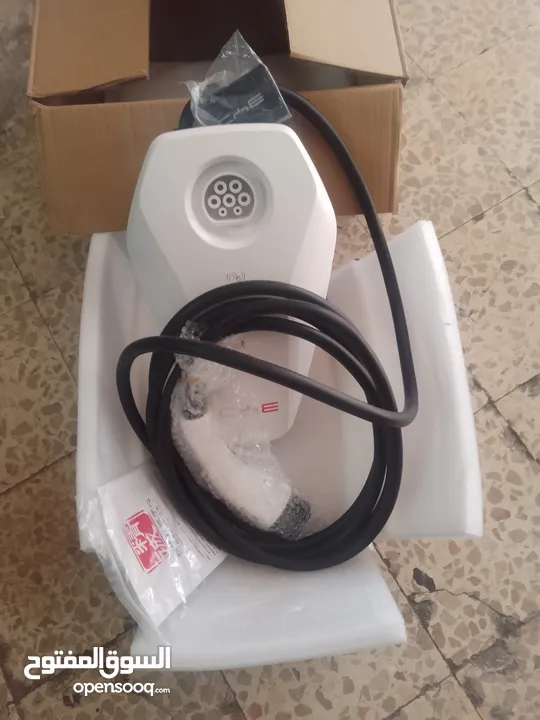 شاحن سياره ألفا وزنكار وتسلا وBYD  وكونا ونيرو