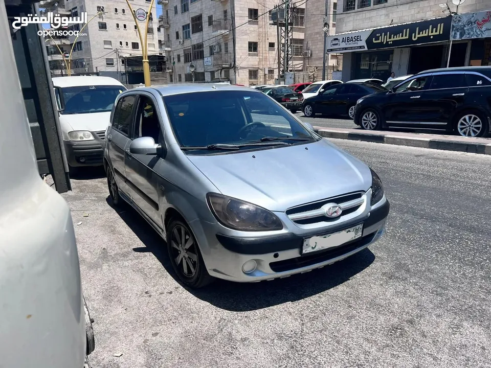 نظام أبو نزار