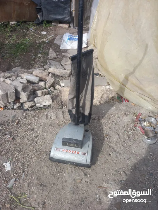 مكنسة كهربائيه نوع hoover