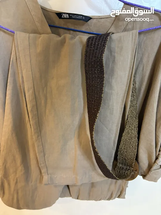 Brownish beige vest