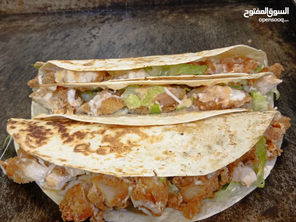 مطعم وجبات سريعه وعصائر  للضمان او البيع كامل المعدات