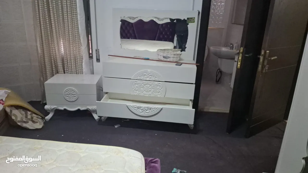 غرفه نوم تركي ثقيل للبيع بداعي التجديد