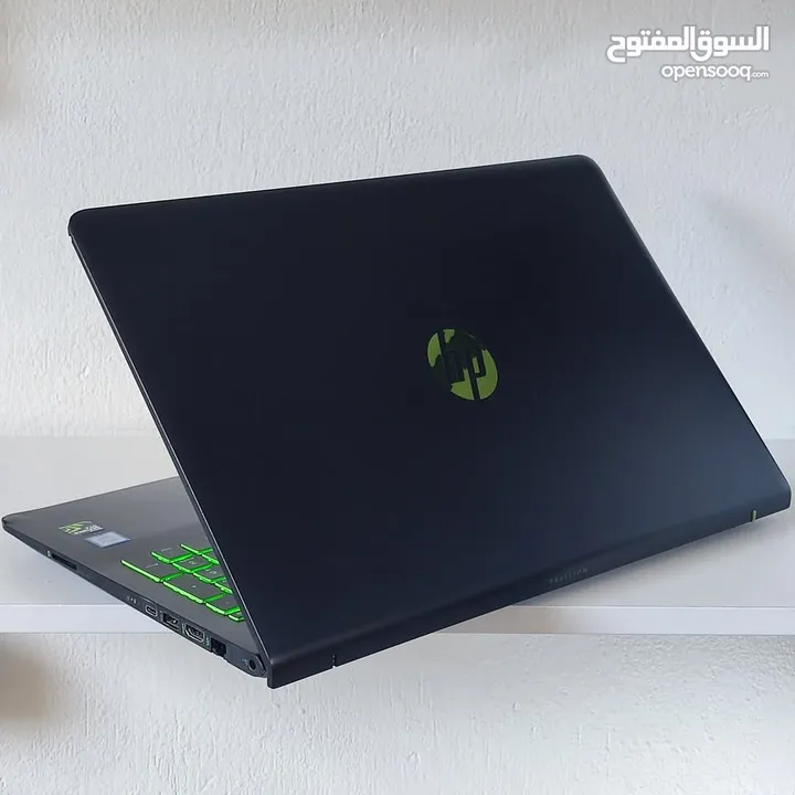نوع الجهاز اتش بي بافليون  نوع المعالج core i7 HQ  الجيل السابع