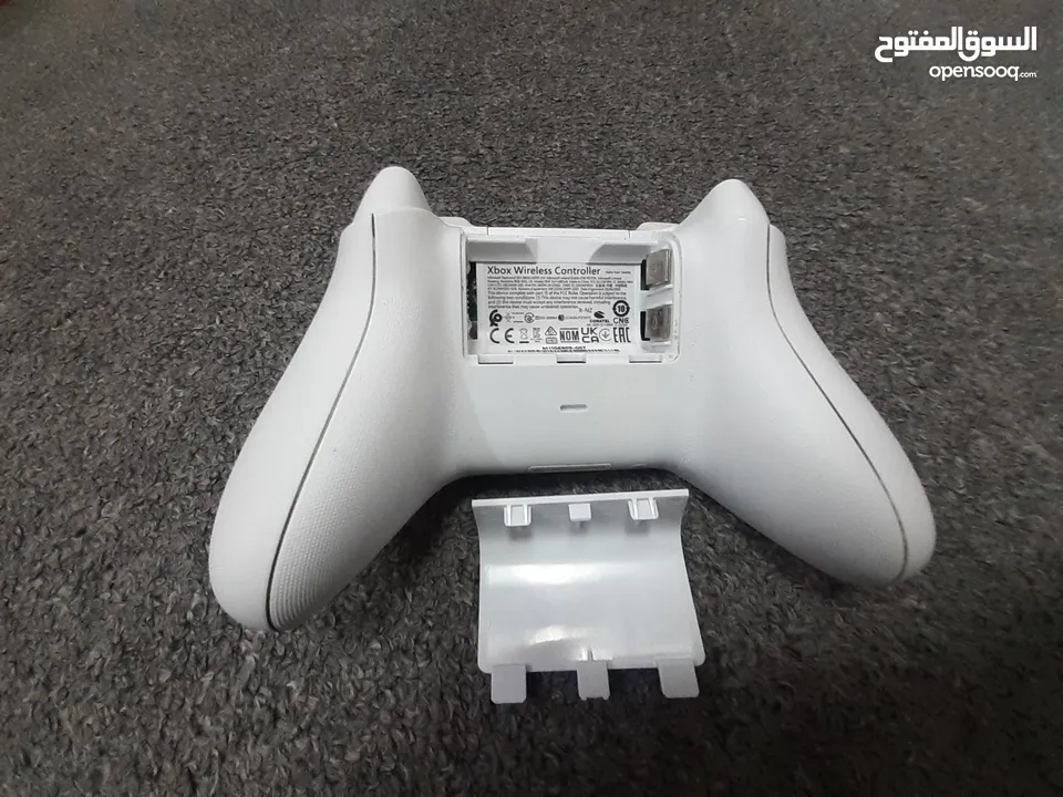 Wireless Xbox Series Controller (White)