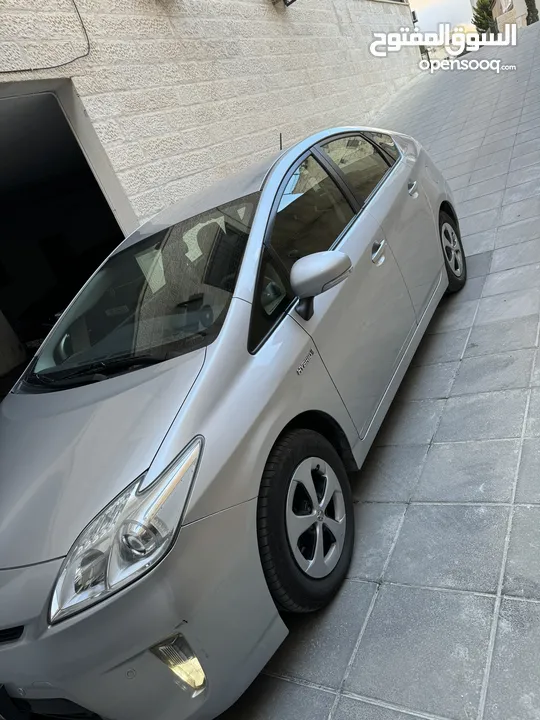 تويوتا بريوس 2012 Toyota Prius  مواصفات اوروبية، فحص كامل