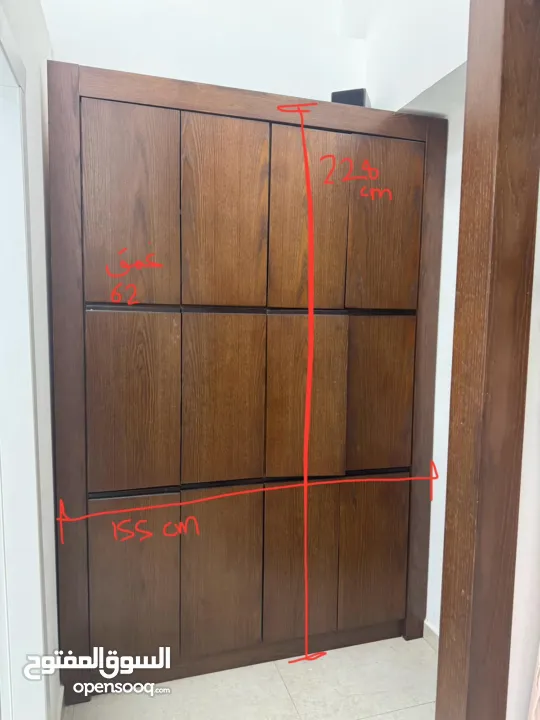 مكتب رسبشن مع خزانة دفات مرايا جانبية بحالة ممتازة
