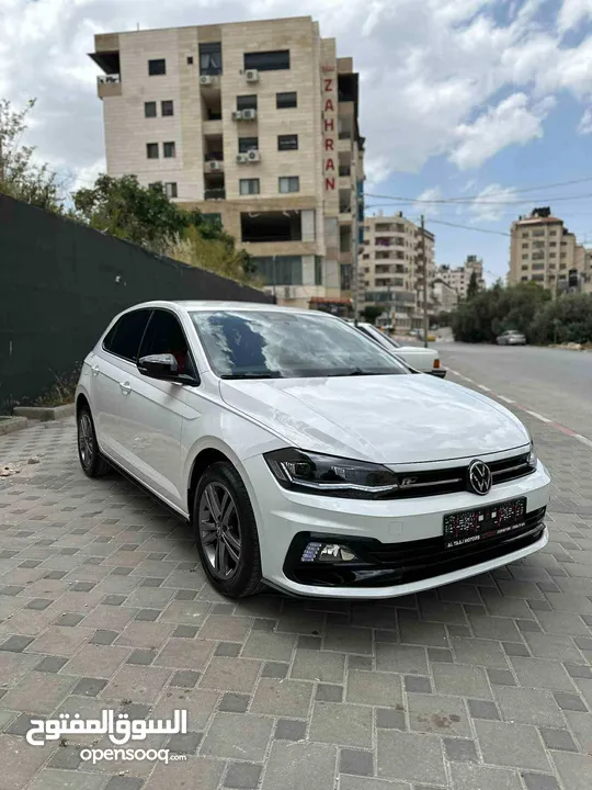 جولف 2021 لون ابيض