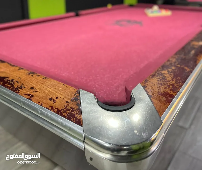 طاولة بلياردو برانزويك امريكي 9 قدم للبيع 9feet Brunswick Billiard Table  for sale