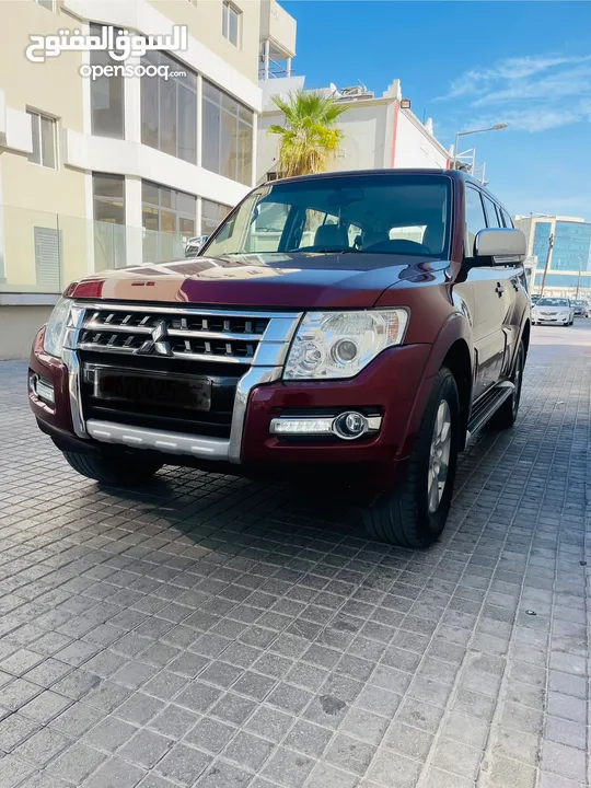 Mitsubishi pajero 2017 Model.