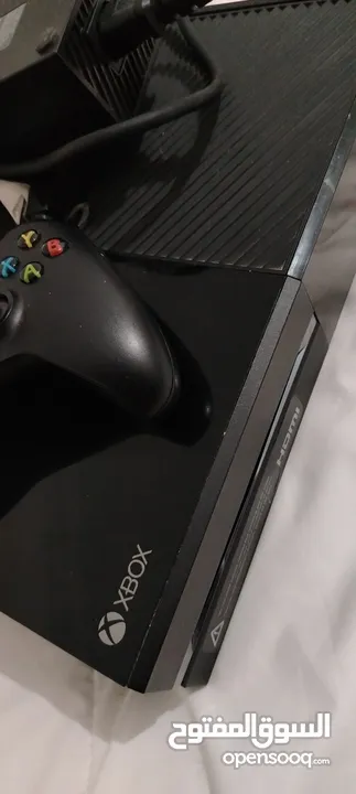 Xbon one console