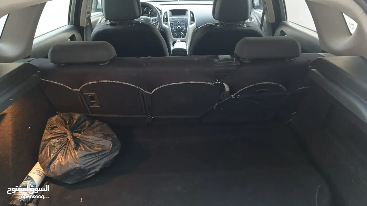 اوبل أسترا 2013