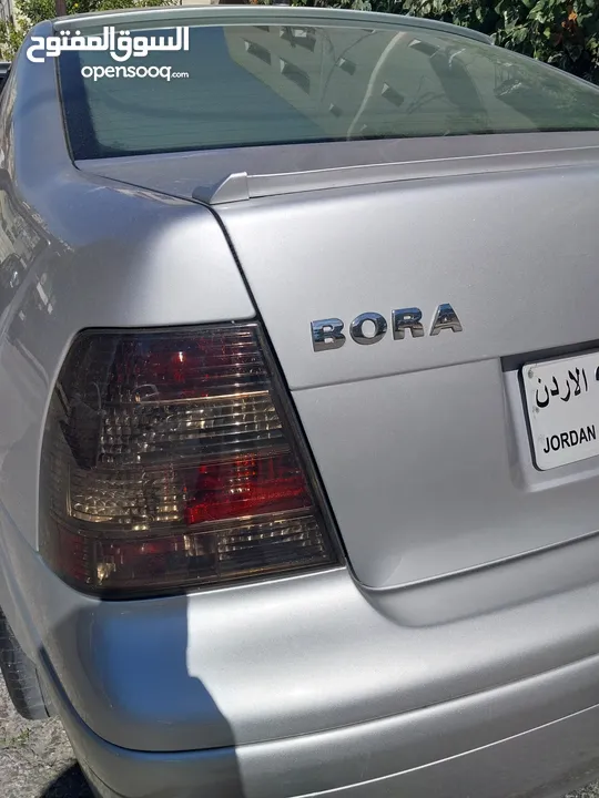 Bora mk4 model 2004