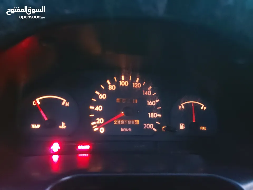 هونداي اكسنت اوتوماتيك موديل 1997 لون ابيض