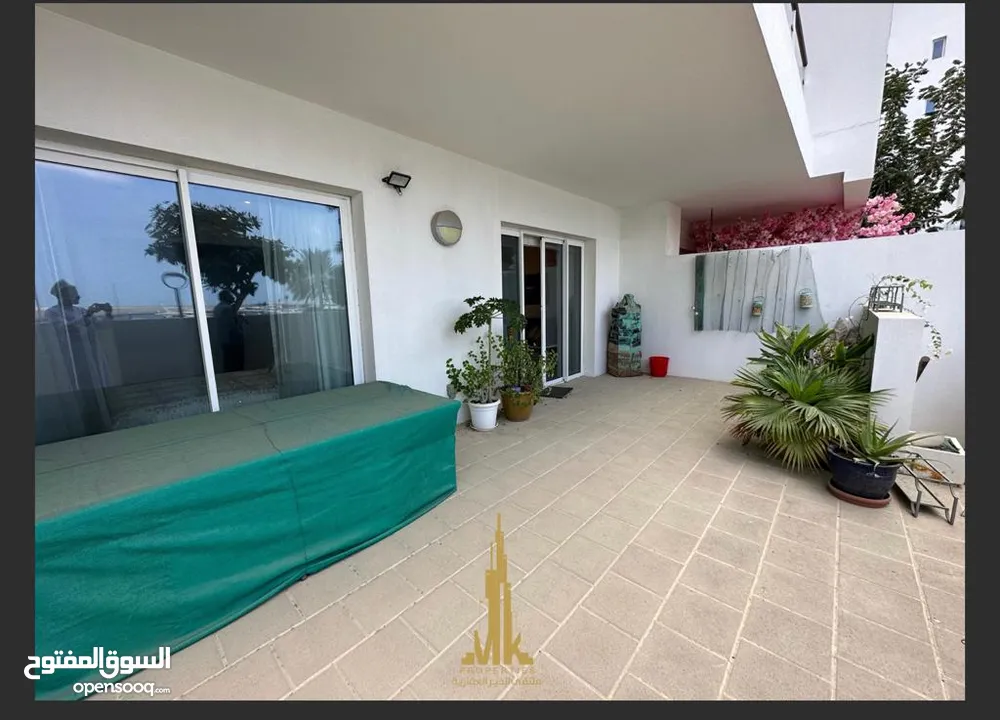 شقة في الموج 2Bedrooms+mid Apartment