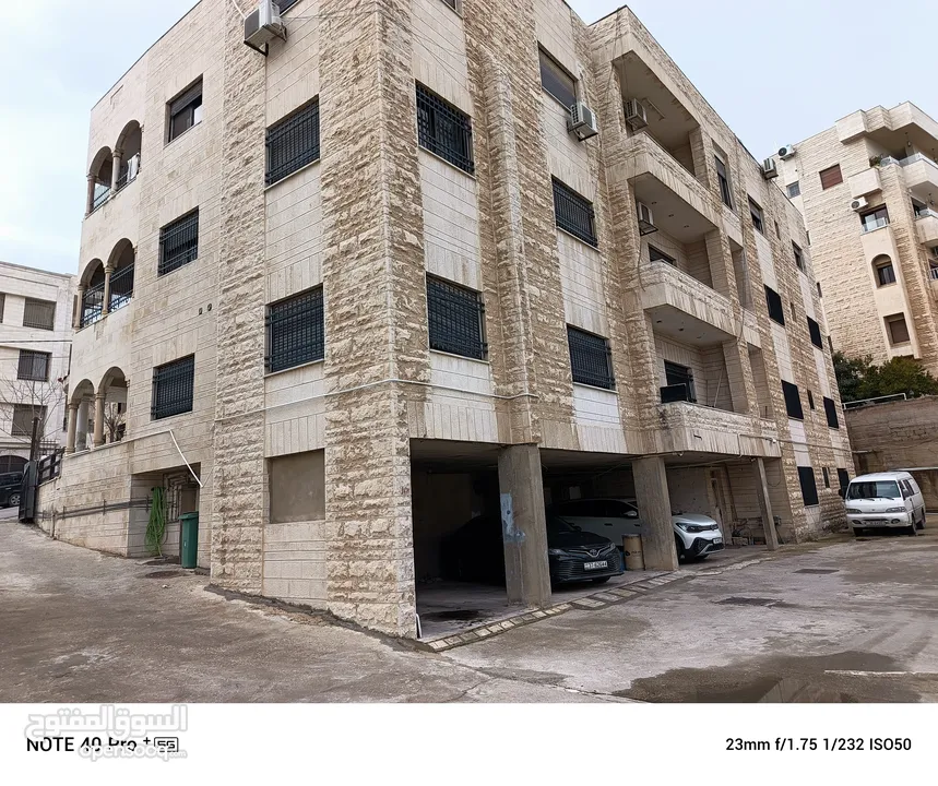 عمارة للبيع تلاع العلي خلف مطعم جبري شارع الجاردنز منطقة جميلة و هادئة