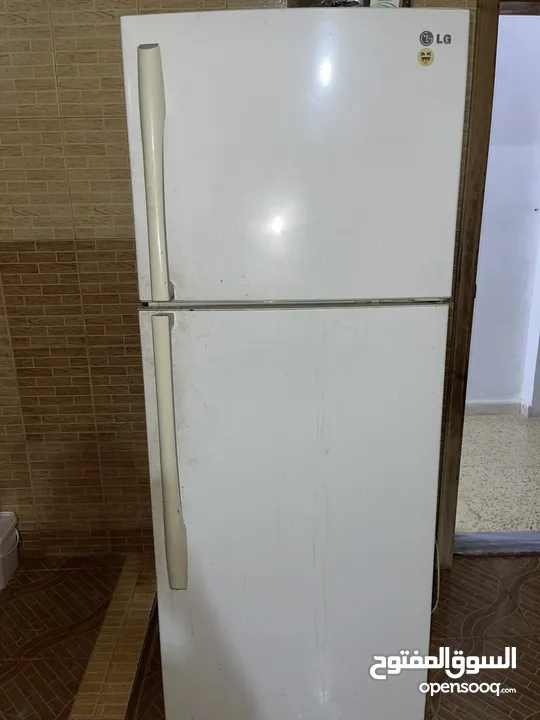 براد مستعمل جيد