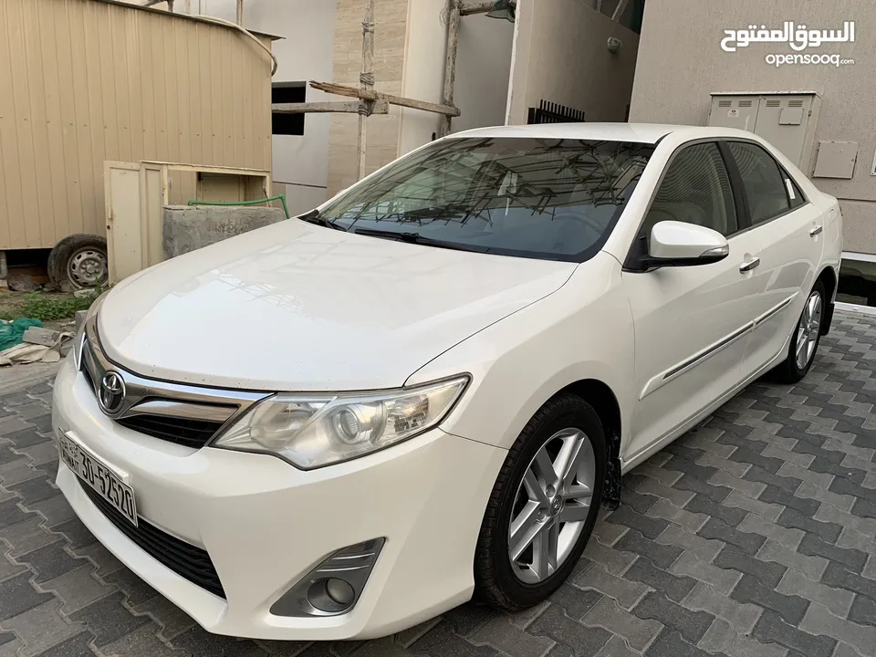 للبيع CAMRY 2015 GLX