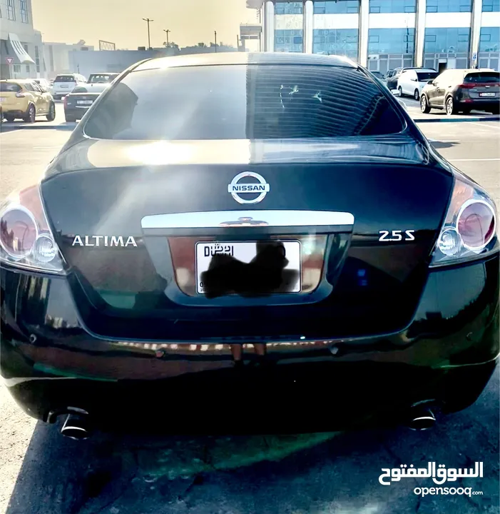 Nissan Altima 2008 Gcc  للبيع المستعجل بداعي السفر