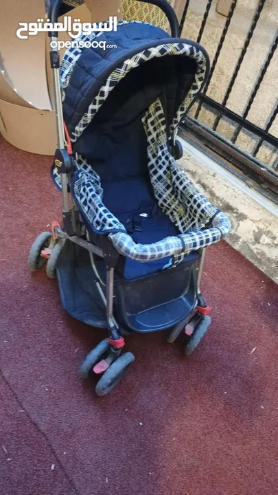 عربة اطفال