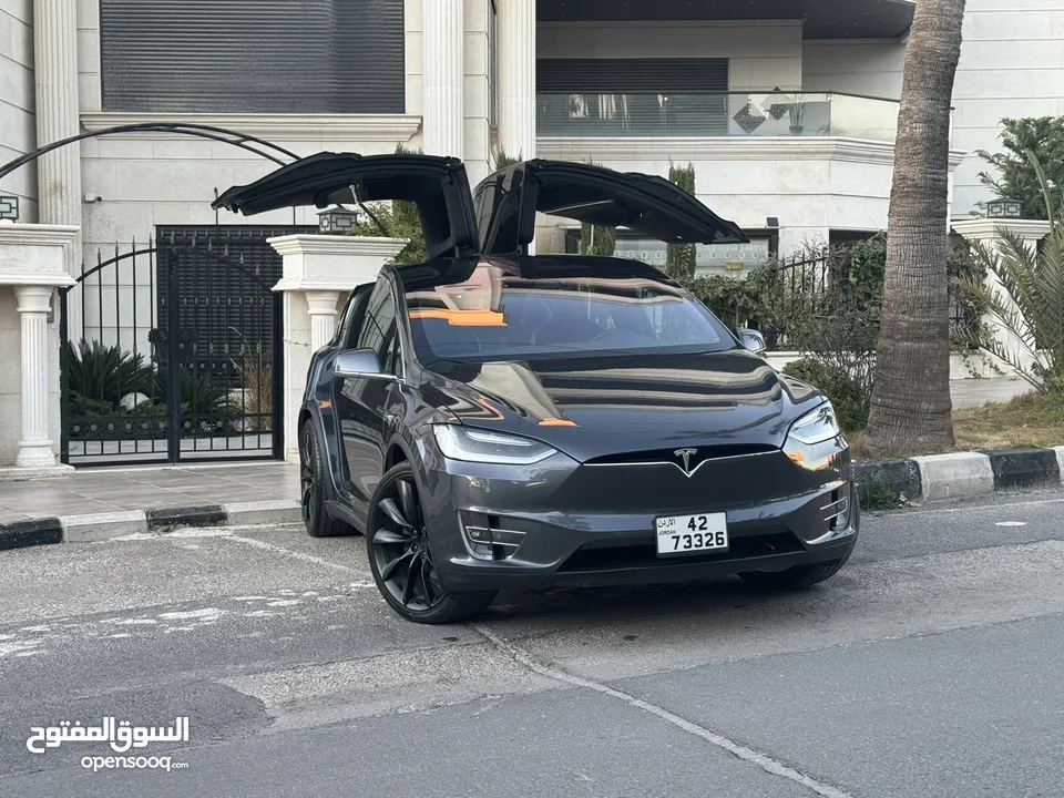 Tesla X 2018 75d